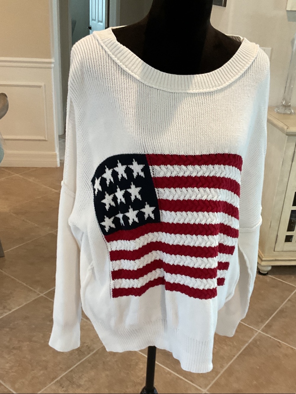 MIracle flag sweater, white, size M/L